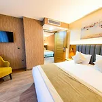 Istport Garden 5*