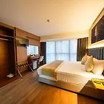 Istport Garden 5*