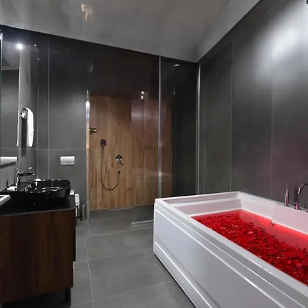 Istport Garden Hotel