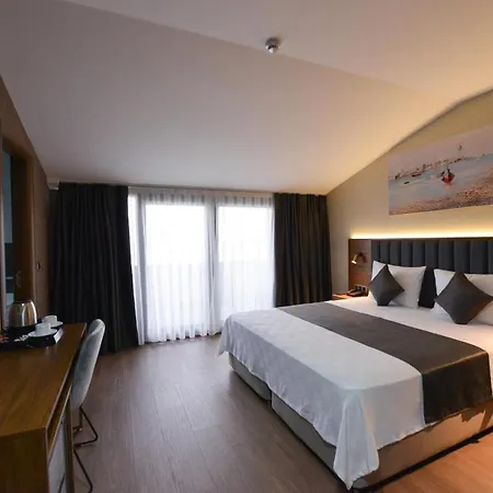 Istport Garden Hotel 5*