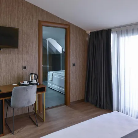 Istport Garden Hotel 5*