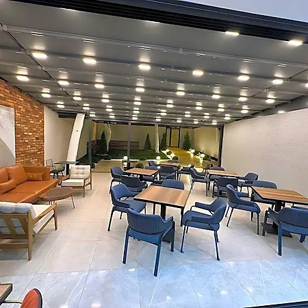 Hotell Istport Garden