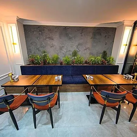 Istport Garden 5*